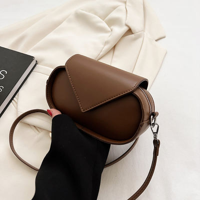 Retro Colors New Arrivals Fashionable Crossbody Bag for Women Niche Design Influencer-Style Crossbody Square-Shaped Bags