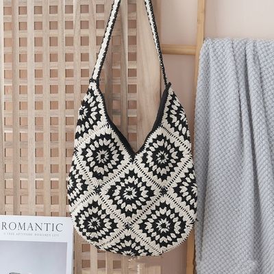 2026 New Style Floral Weave Bag Handwoven Daisy Straw Bag Women's Travel & Vacation Single Shoulder Tote Bags Wholesales