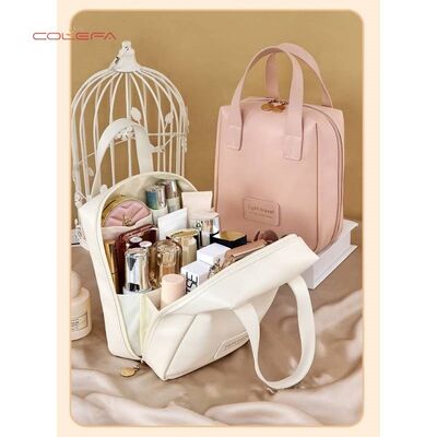 Large-Capacity PU Handheld Cosmetic Bag Waterproof Premium Travel Portable Makeup Organizer Toiletries Cosmetics Pouch Wholesale